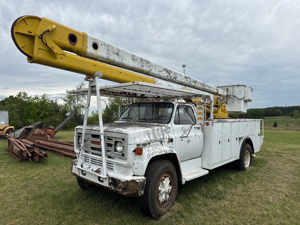 GMC Bucket Truck