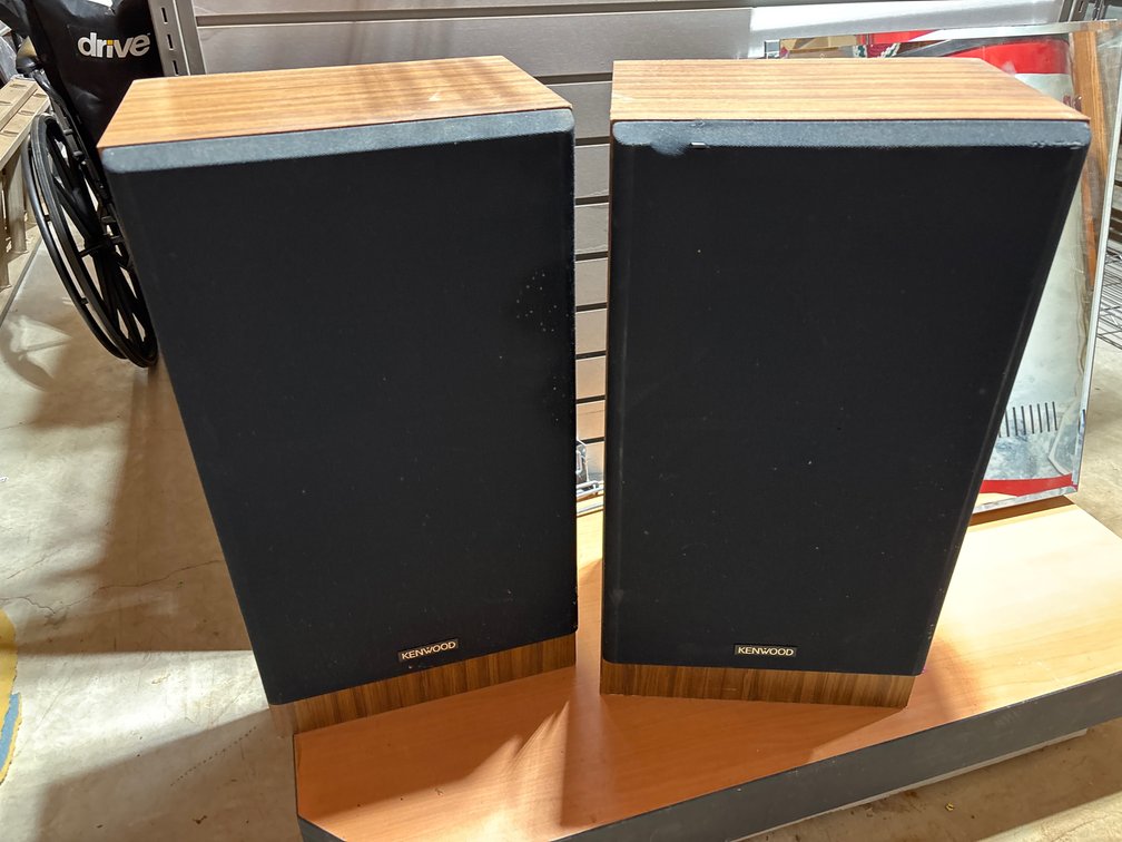 2 Kenwood Speakers