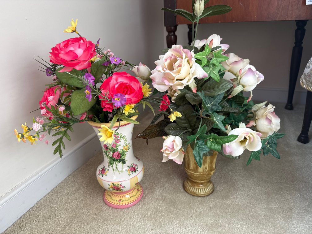 Flower decor pieces
