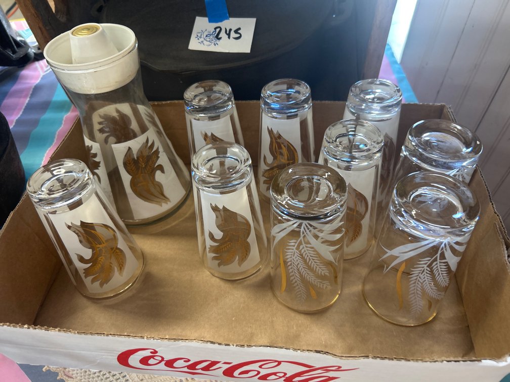 Ten-Piece Glass Carafe and Tumbler Set with Wheat Motif