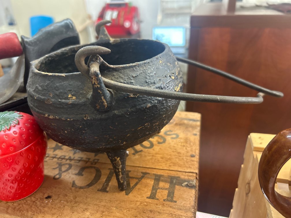 Miniature Cauldron