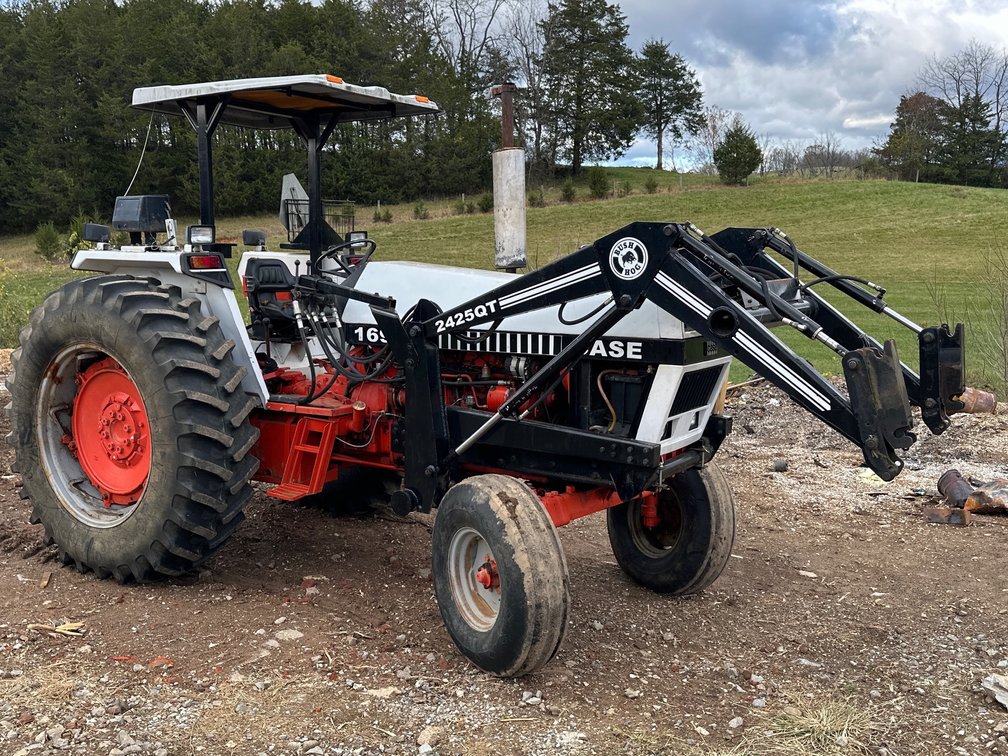 David Brown Case 1690 Tractor with Loader