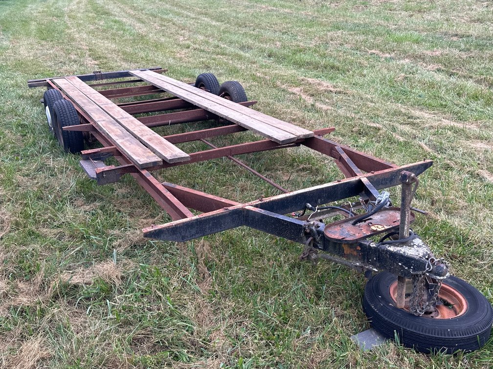 Camper frame trailer