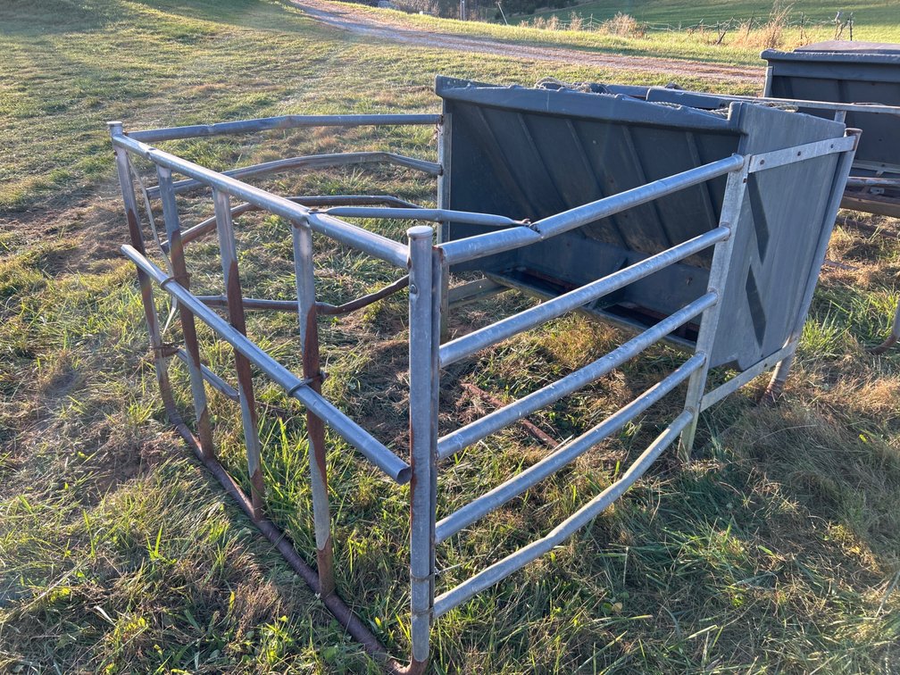 Calf Creep Feeder