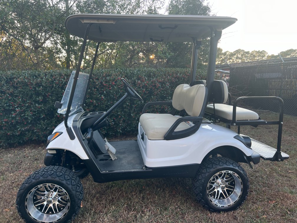 2015 Yamaha Drive golf cart