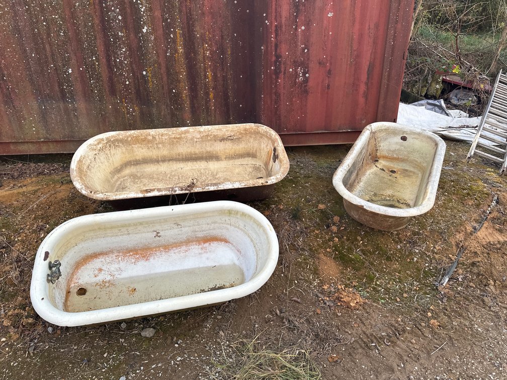 Lot of 3 cast tubs