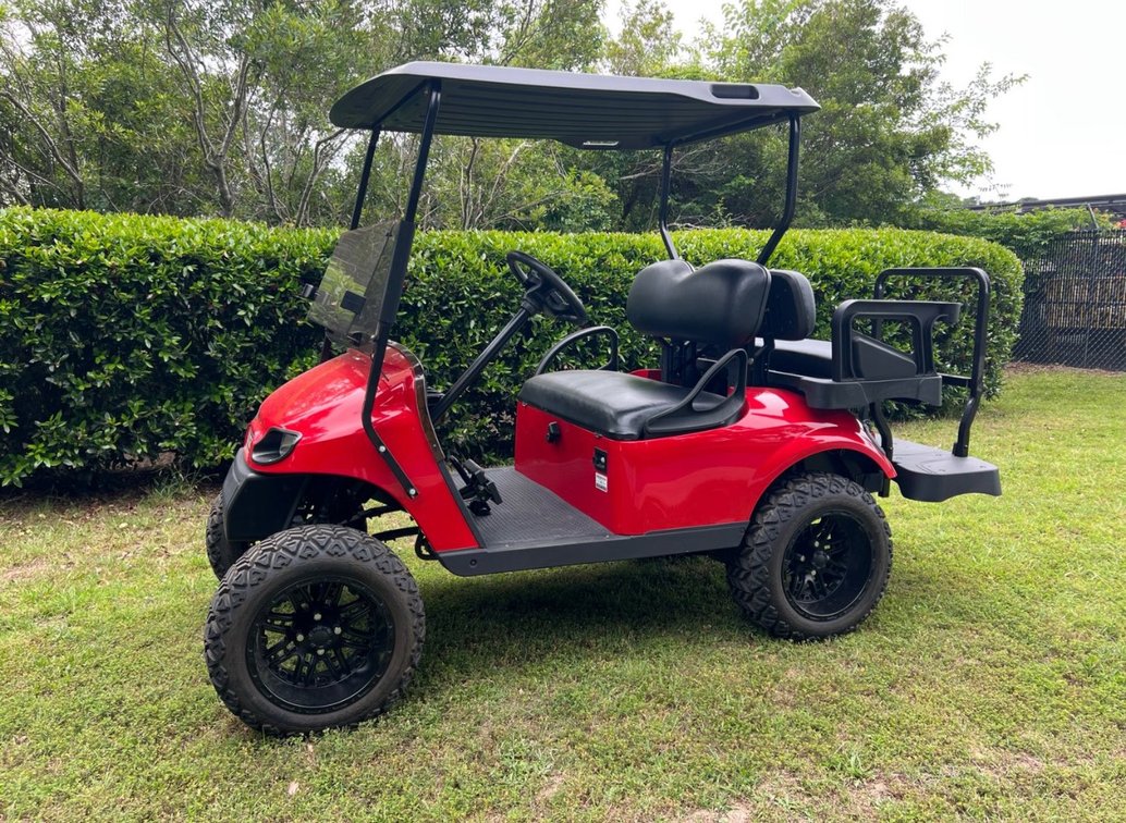 2018 EZ-GO Gas Golf Cart