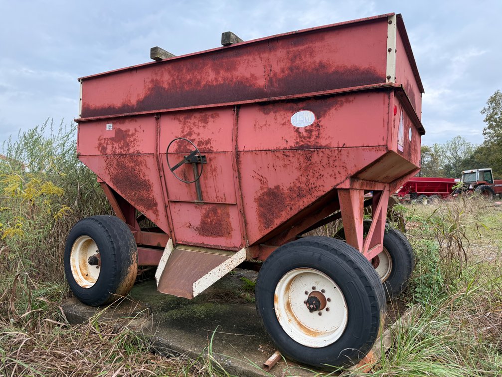 J&M Gravity Wagon