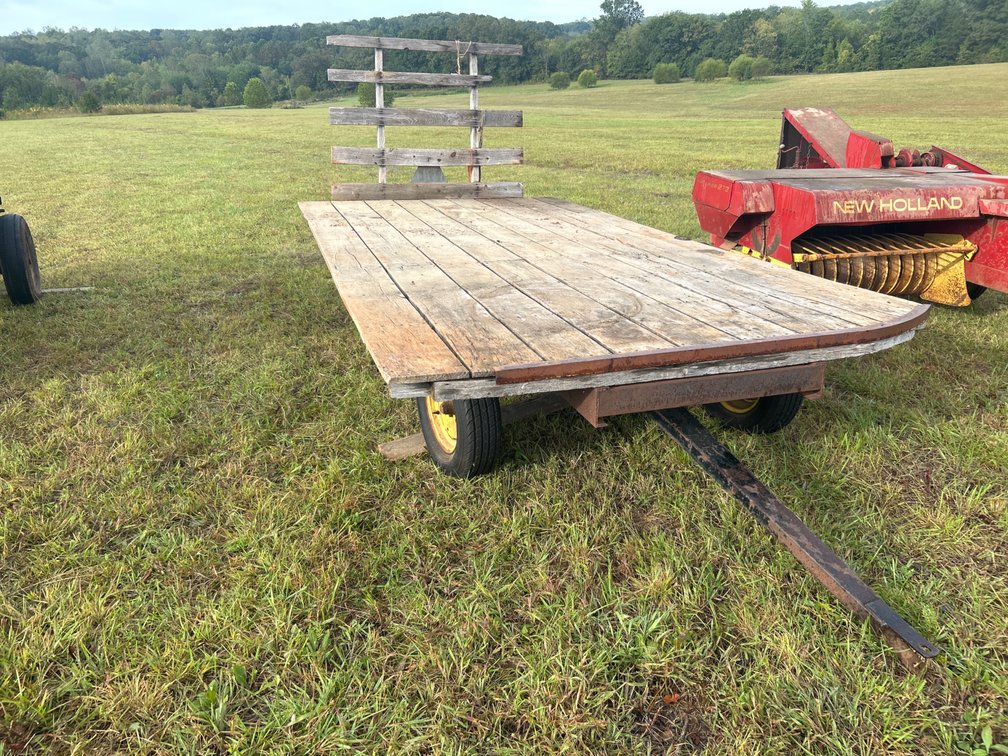 KNOWLES Hay Wagon