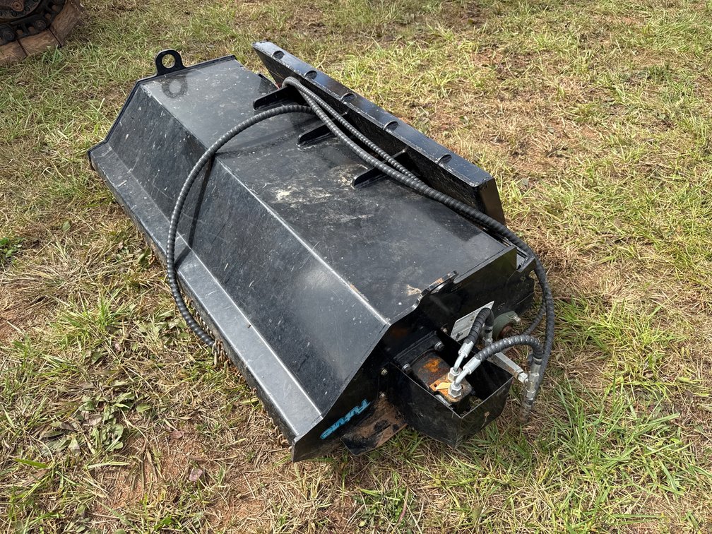 Flail mower for skidsteer