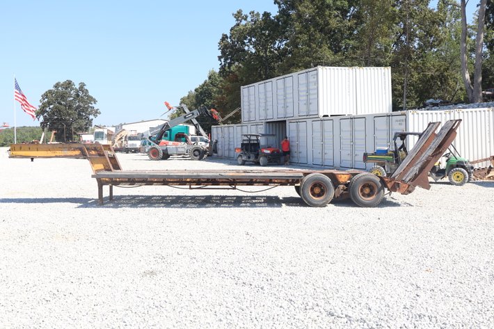 Image for 1973 HYSTER LOWBOY