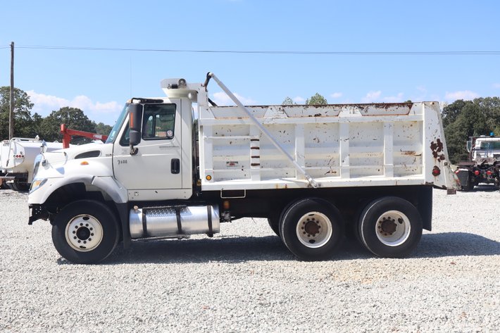 Image for 2006 INTERATIONAL 7600