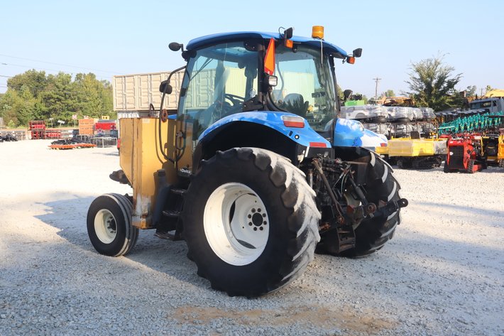 Image for 2008 NEW HOLLAND T6020 TRACTOR