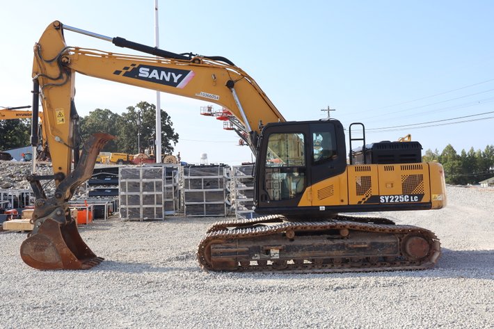 Image for 2021 SANY SY225C LC
