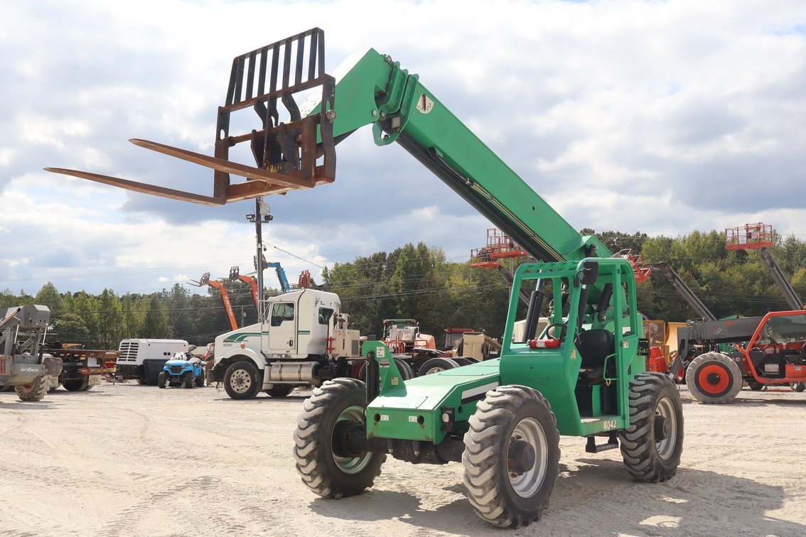 2014 SKYTRAK 6042 TELEHANDLER