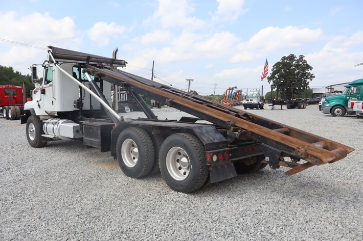 Image for 2013 INTERNATIONAL PAYSTAR 5600