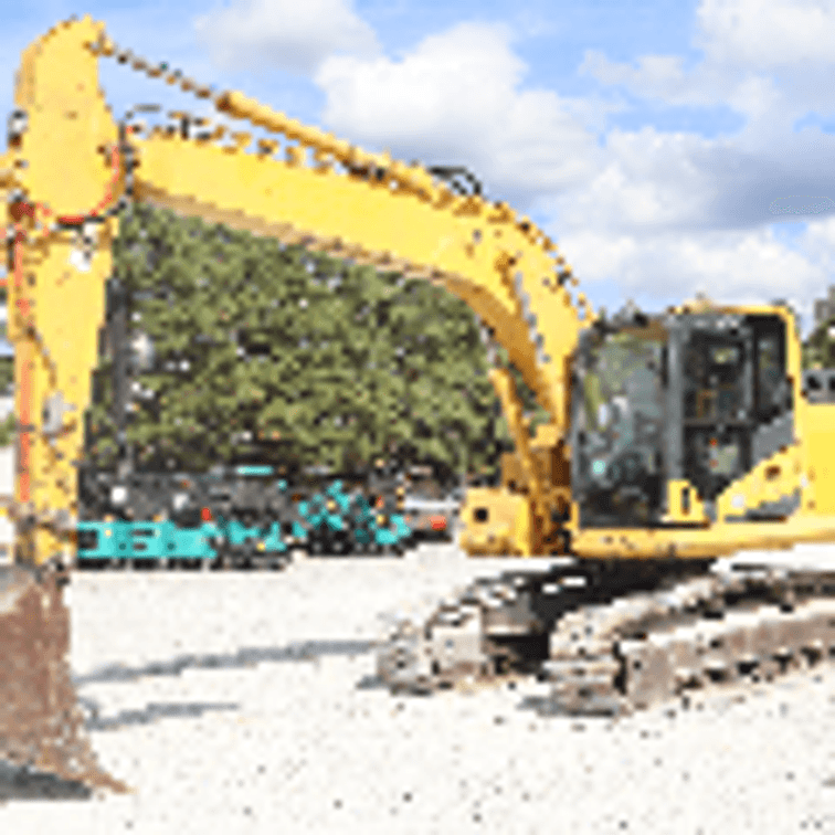 2018 KOMATSU PC170LC-11