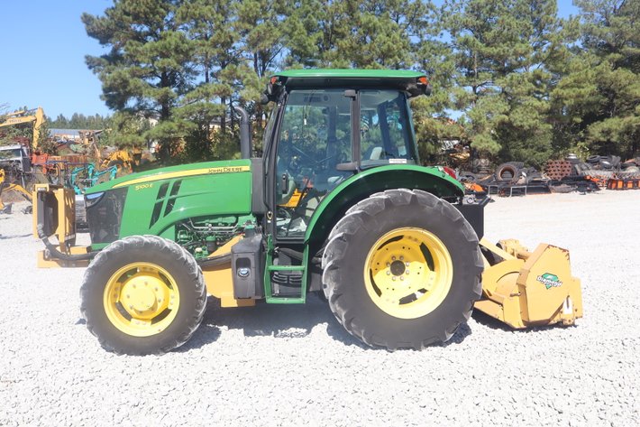 Image for 2019 JOHN DEERE 5100E
