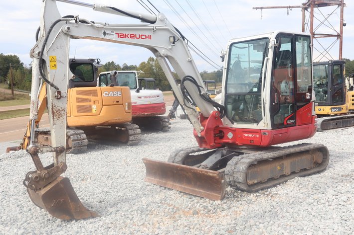 Image for 2021 TAKEUCHI TB250-2 MINI EXCAVATOR