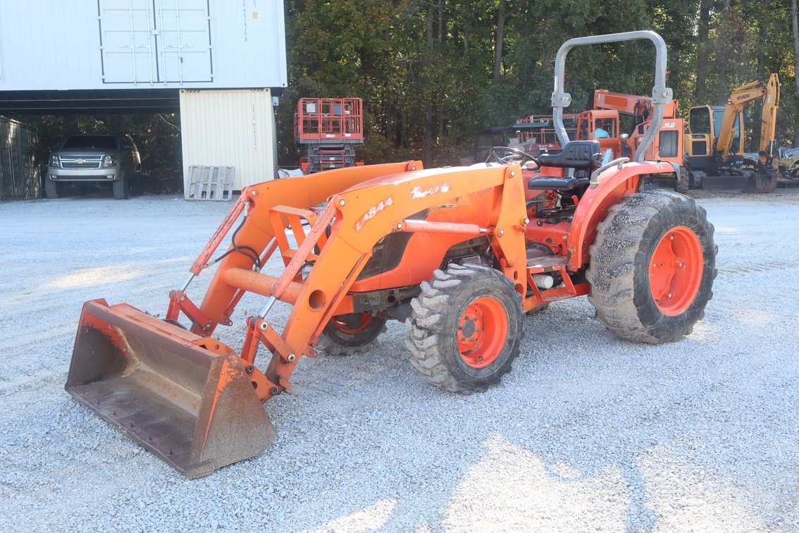 2014 KUBOTA MX5100D TRACTOR