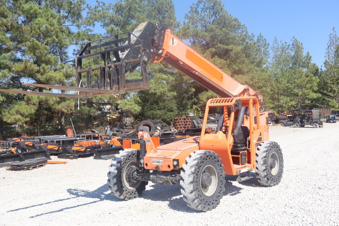 2017 JLG 8024 TELEHANDLER