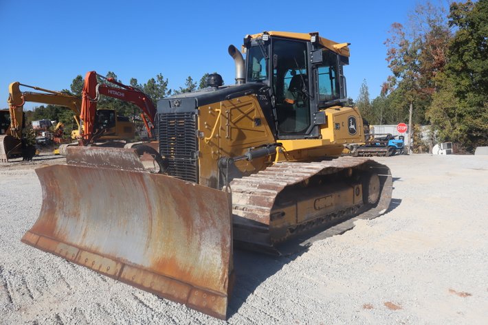 Image for 2022 JOHN DEERE 750L LGP DOZER