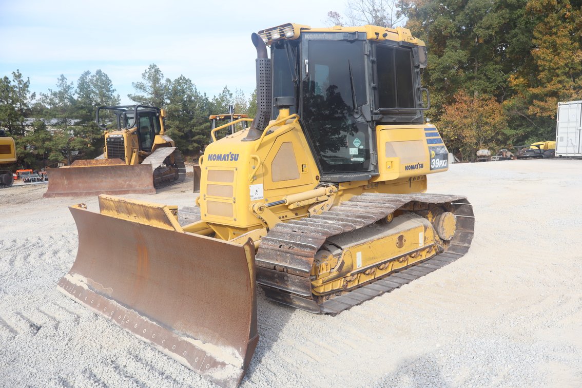 KOMATSU D39PXi-23 CRAWLER DOZER