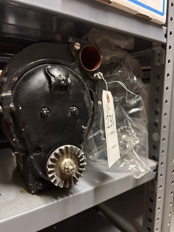(2) Bendix SB9R Magnetos