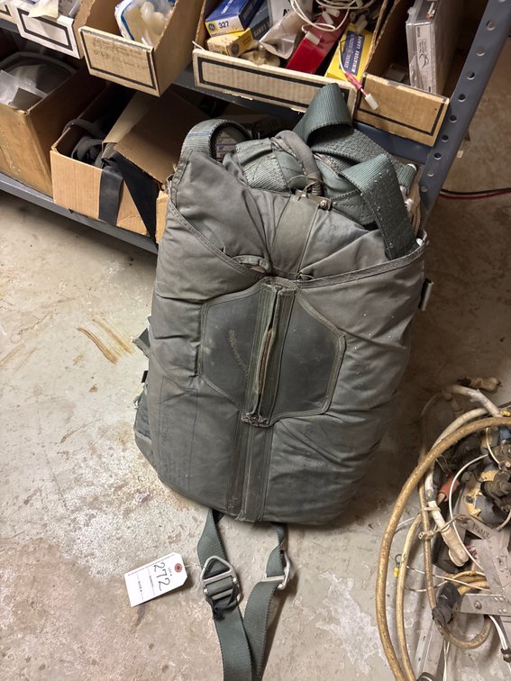 Mills Backpack Parachute