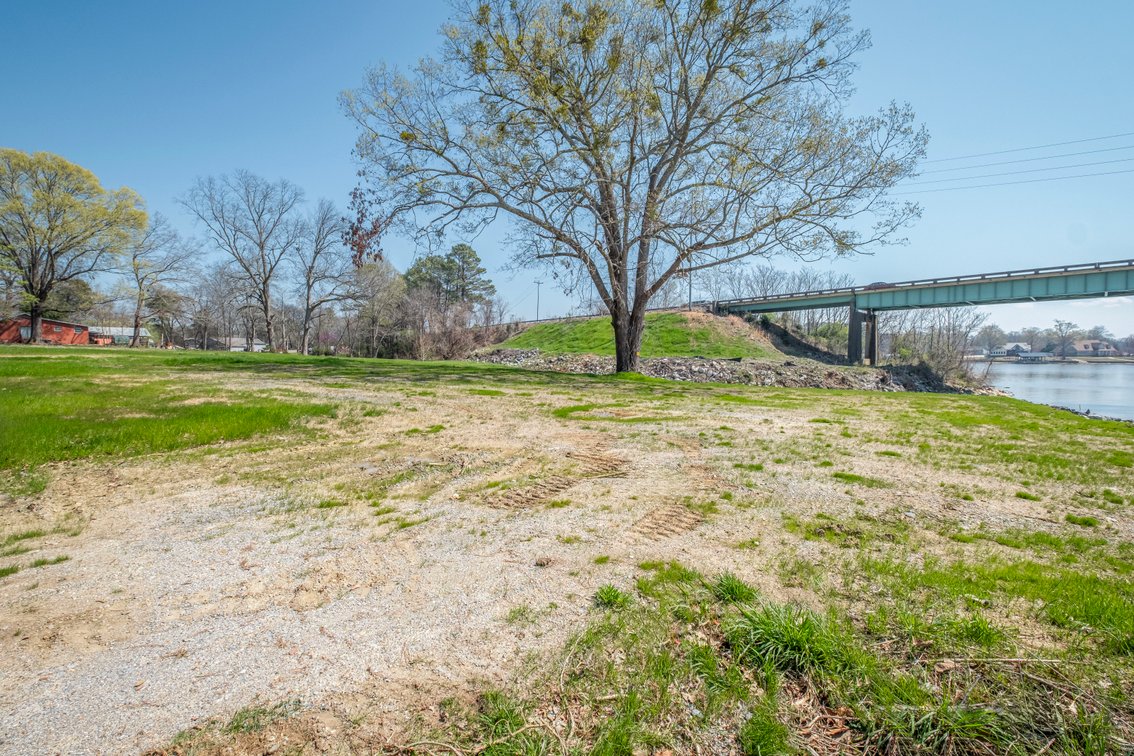 Image for PRIME WATERFRONT PROPERTY located 3293 OLD HIGHWAY 9 Cedar Bluff, Alabama