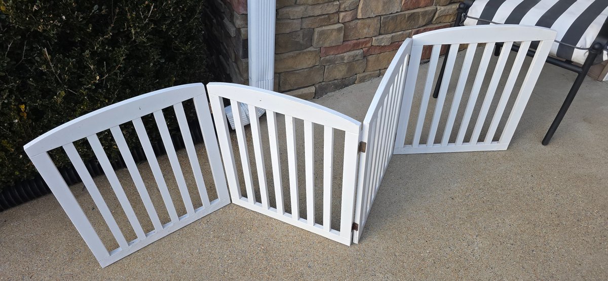 Folding Pet Gate