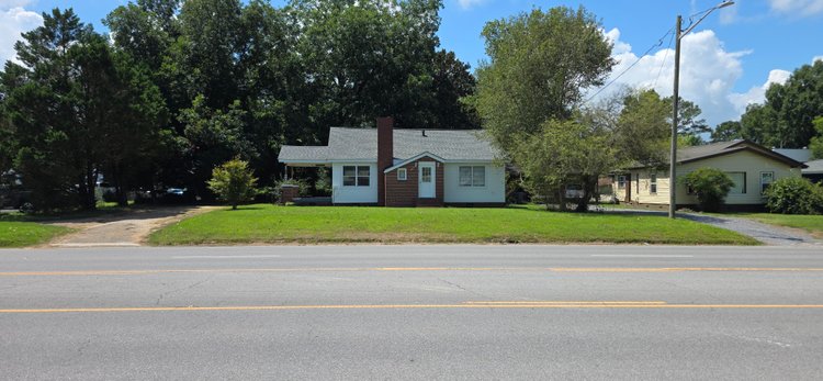 Image for 1021 West Main Street, Centre, Alabama