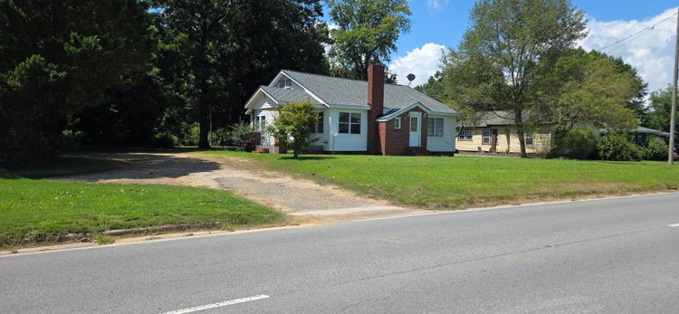 Image for 1021 West Main Street, Centre, Alabama