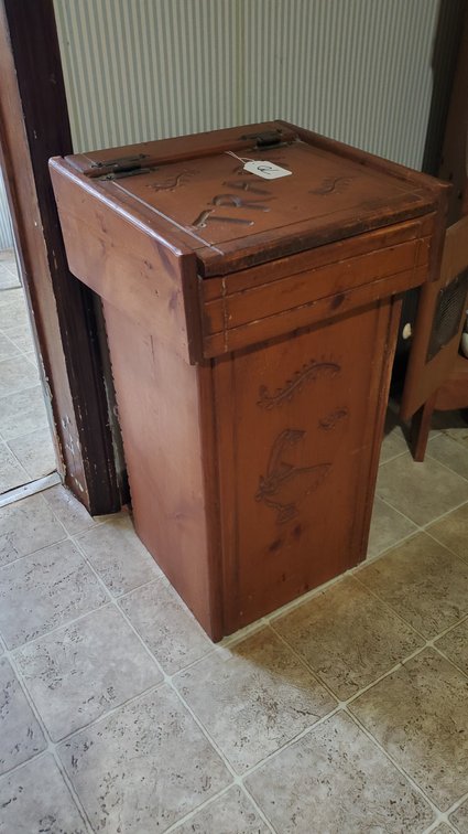 Duck Trash Can