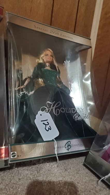 2004 Holiday Barbie