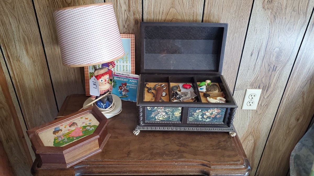 Raggedy Ann Lamp and Jewerly Box