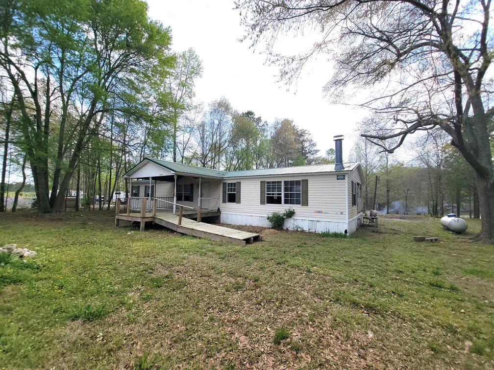 Image for ABSOLUTE AUCTION: WEISS Lake Waterfront, 05.10.25