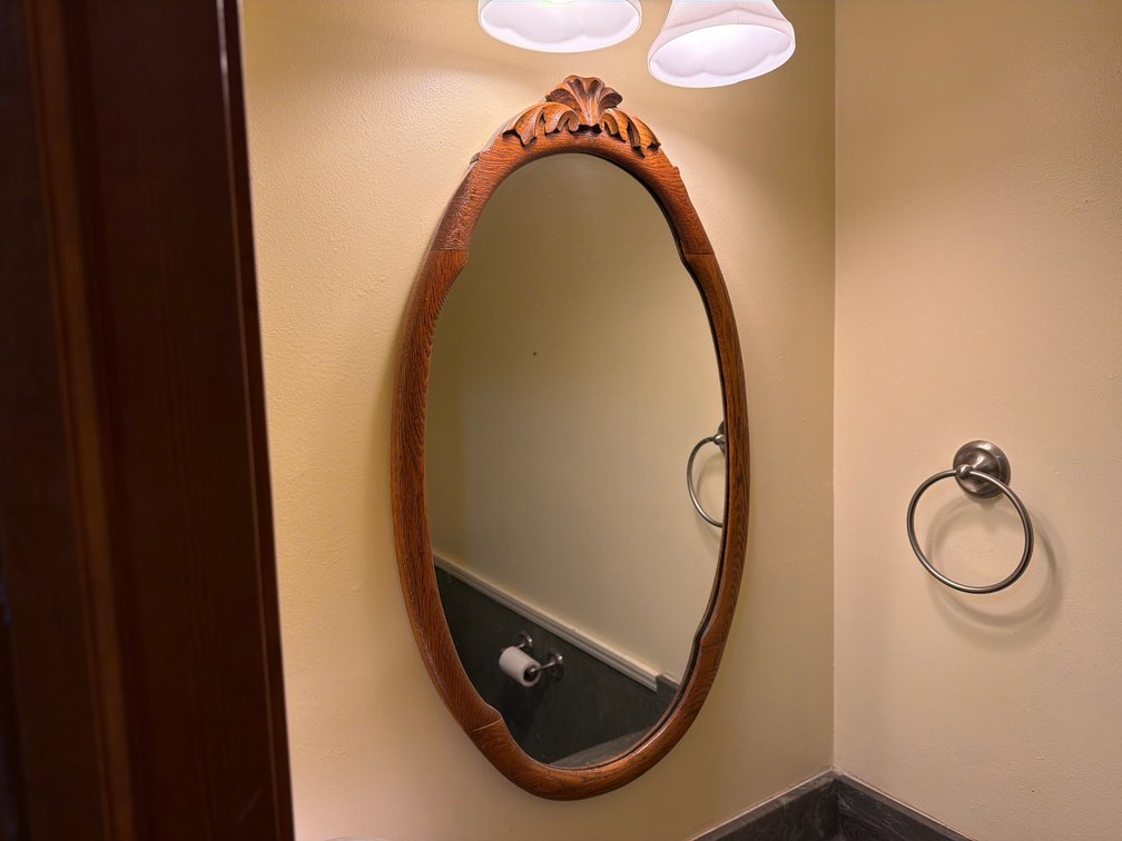 Lot of 3 bathroom items