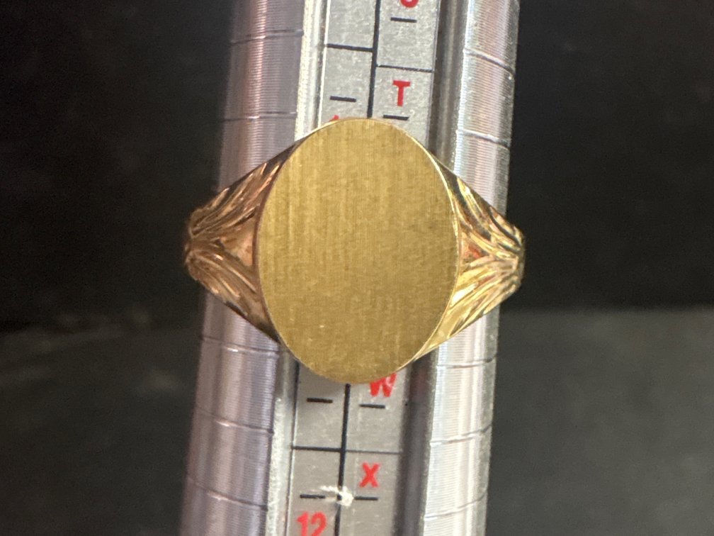 14kt 8.2 grams Gold Initial Ring