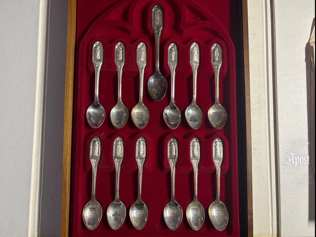 14.62 Troy Ounces Sterling  SilverApostle Spoons