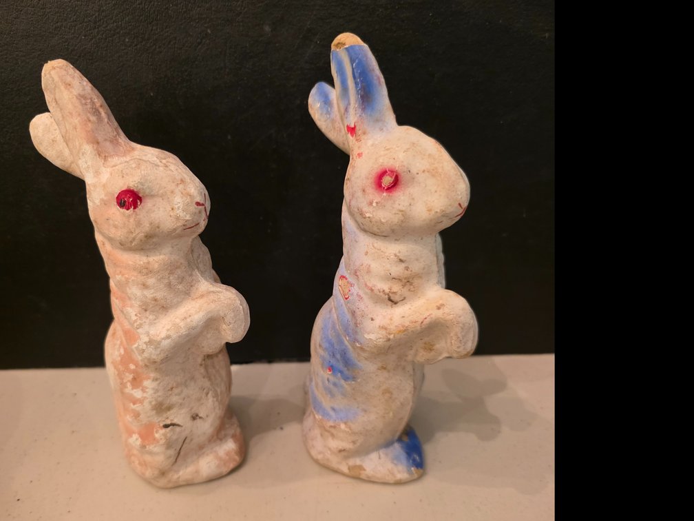 Vintage German paper-mâché or molded pulp Easter bunny candy container