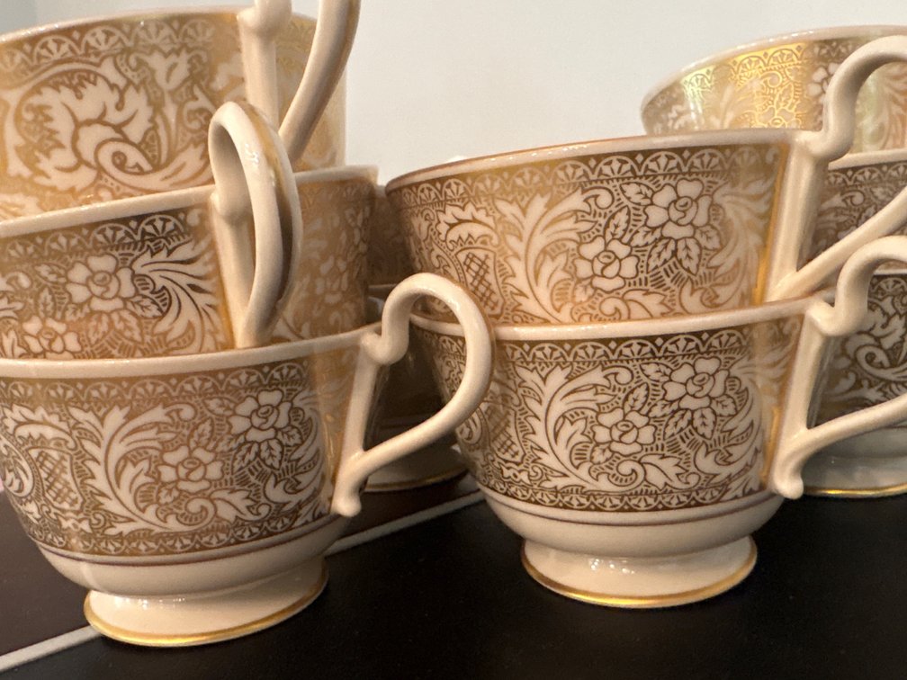 Franciscan China (cups and saucers)