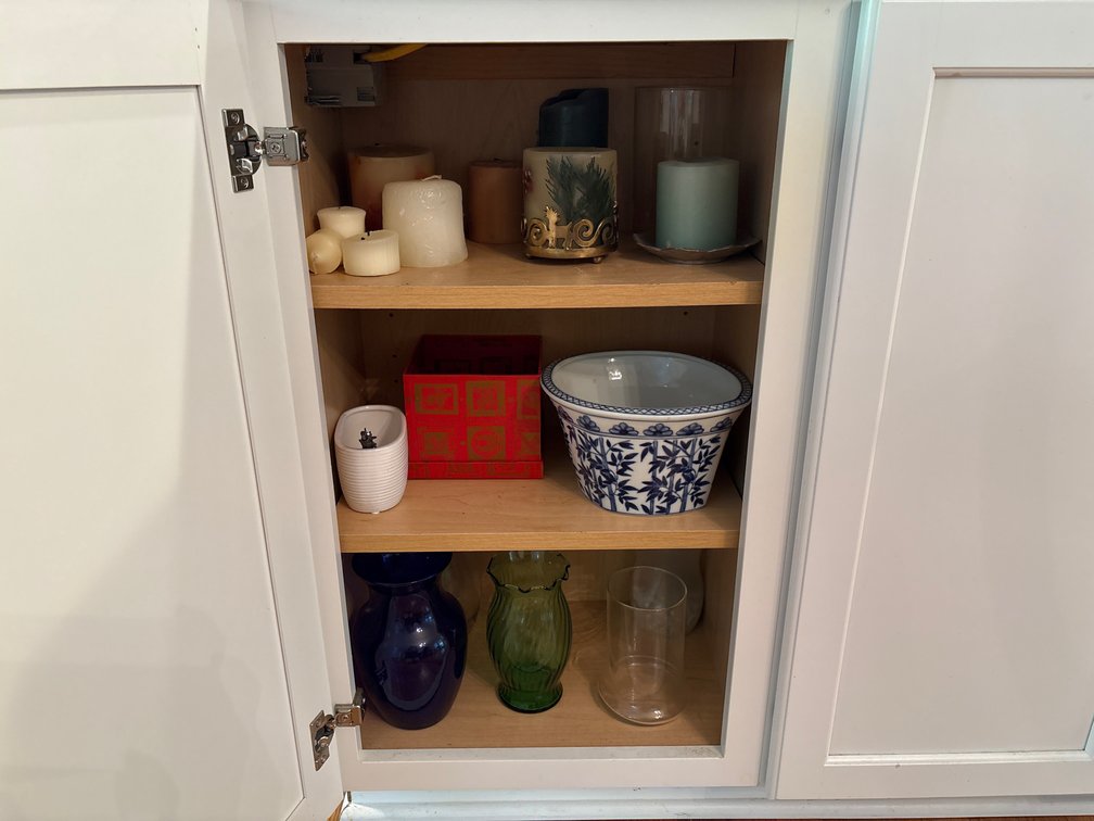 Decor Cabinet Contents Lot