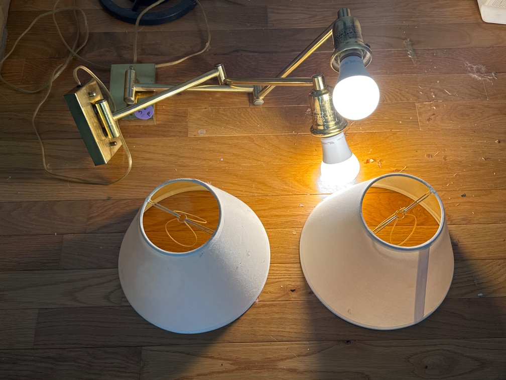 Wall Sconce Lights x2 w/ Lamp Shades