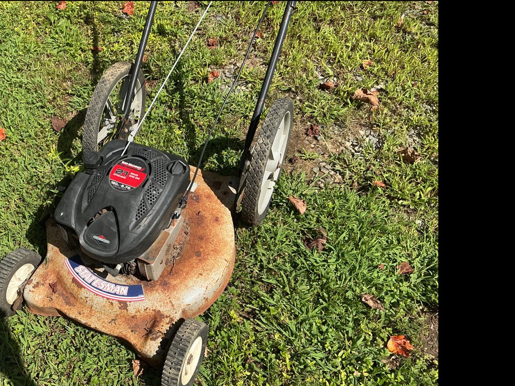 YardMachines 21 Inch Lawnmower