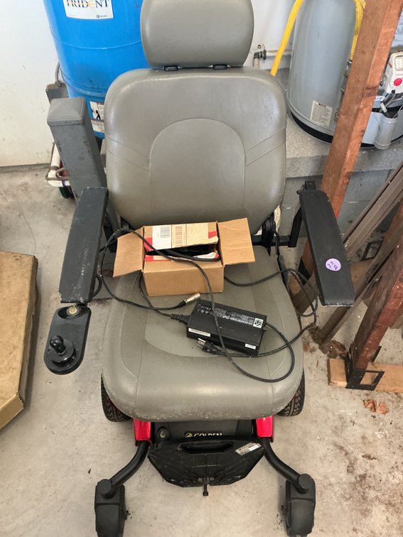 Golden Power Chair