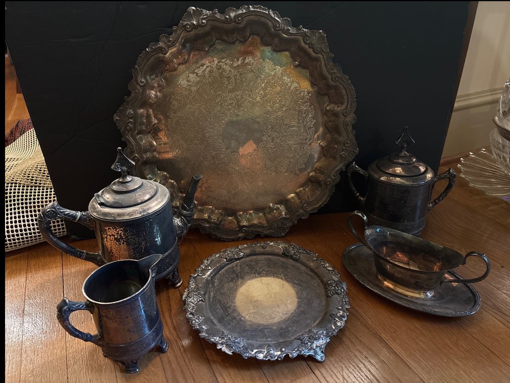 Meriden Britannia Co. Quadruple Plate Silver Tea & Coffee Service Set