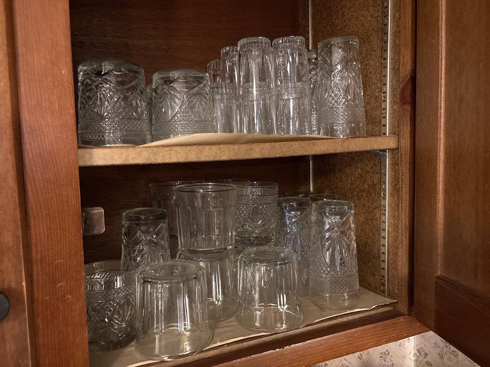 Clear Pressed Glass Drinking Glasses / Tumblers Lot (Diamond & Starburst Patterns)