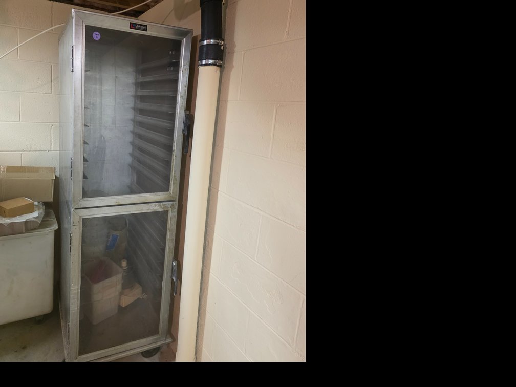 Lockwood Enclosed Aluminum Mobile Backery / Pan Rack Cabinet