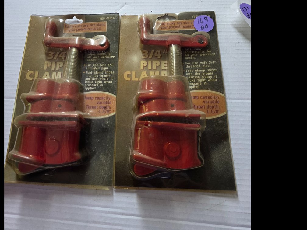 3/4" Pipe Clamp, NIB